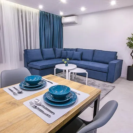 Apartment South Place