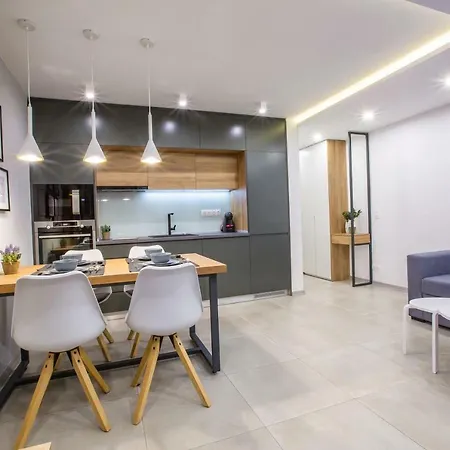 Apartment South Place